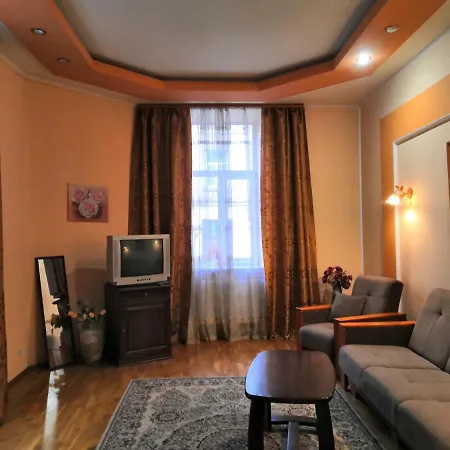 Apartament-Minihotel Elpida Lviv Exterior photo